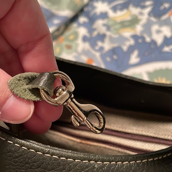 Dooney & Bourke hobo style bag - Picture 8 of 10